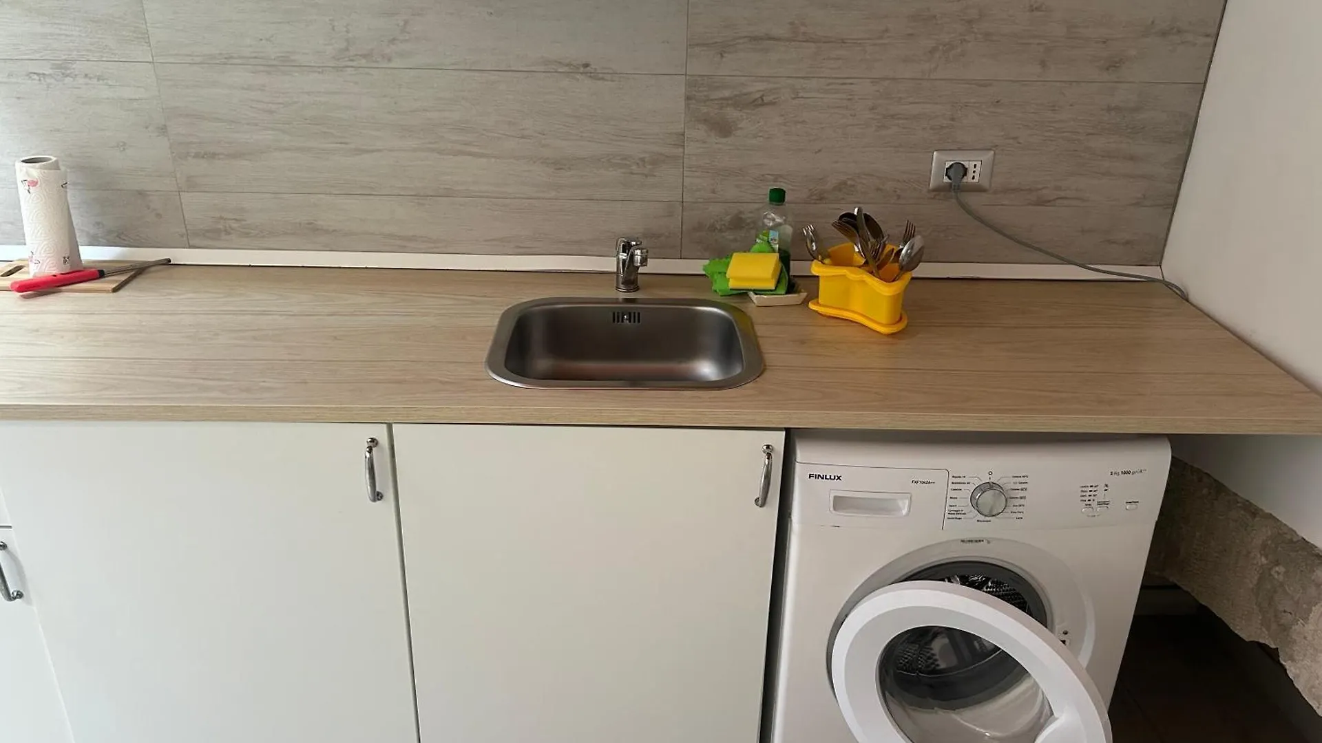 Deni'S Apartments Syracuse Italia